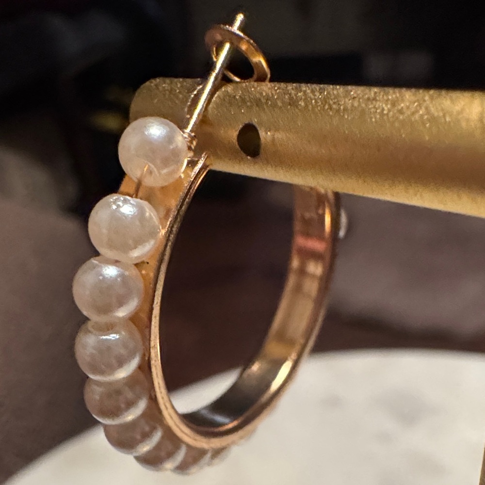 Elegant Gold & Pearl Hoop Earrings 1” Omega Back French Clip Dainty Jewelry - Picture 8 of 11